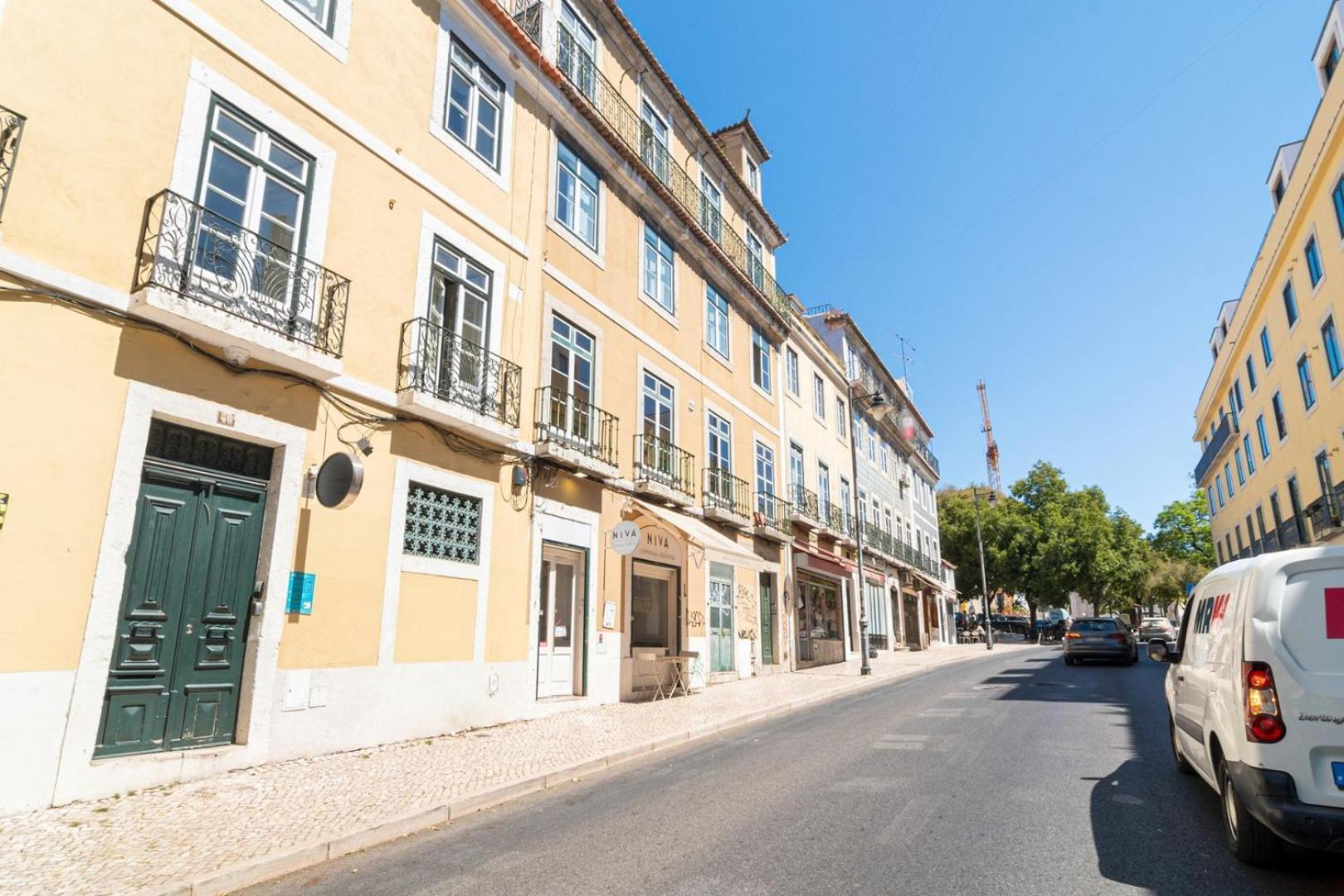 Guestready - Priorado - Yellow Suite Lisboa Exteriör bild